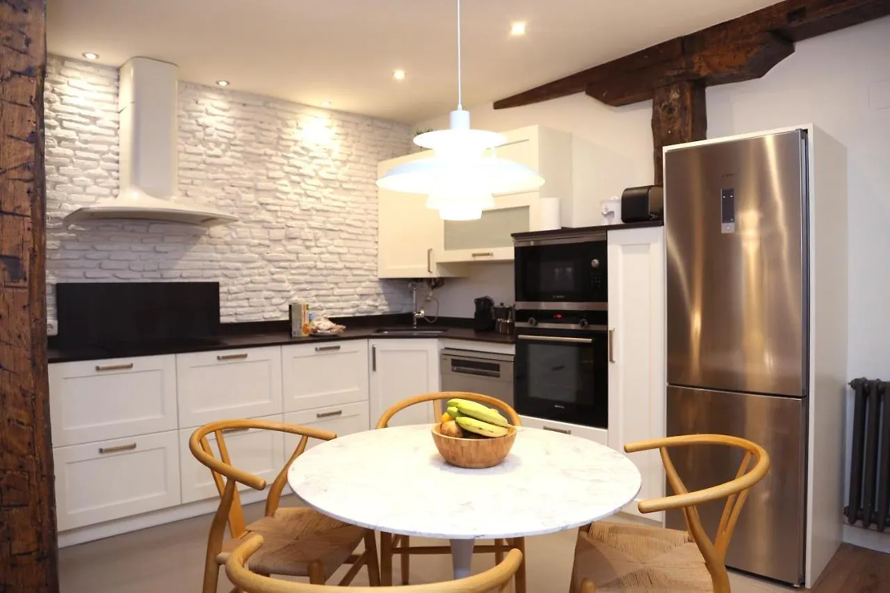 Apartamento Premium En Pleno Casco Viejo De Bilbao Lägenhet